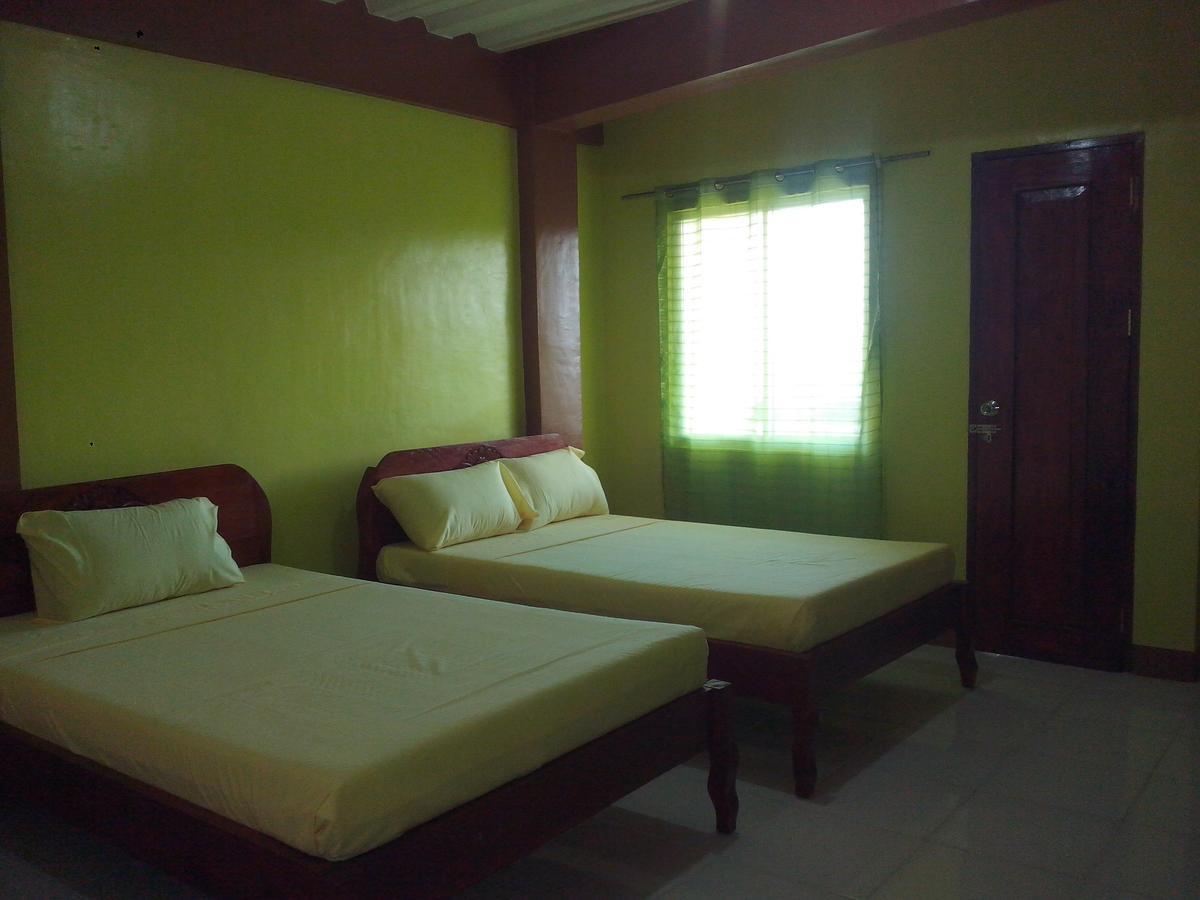 Centillo Travellers Inn Катиклан Экстерьер фото